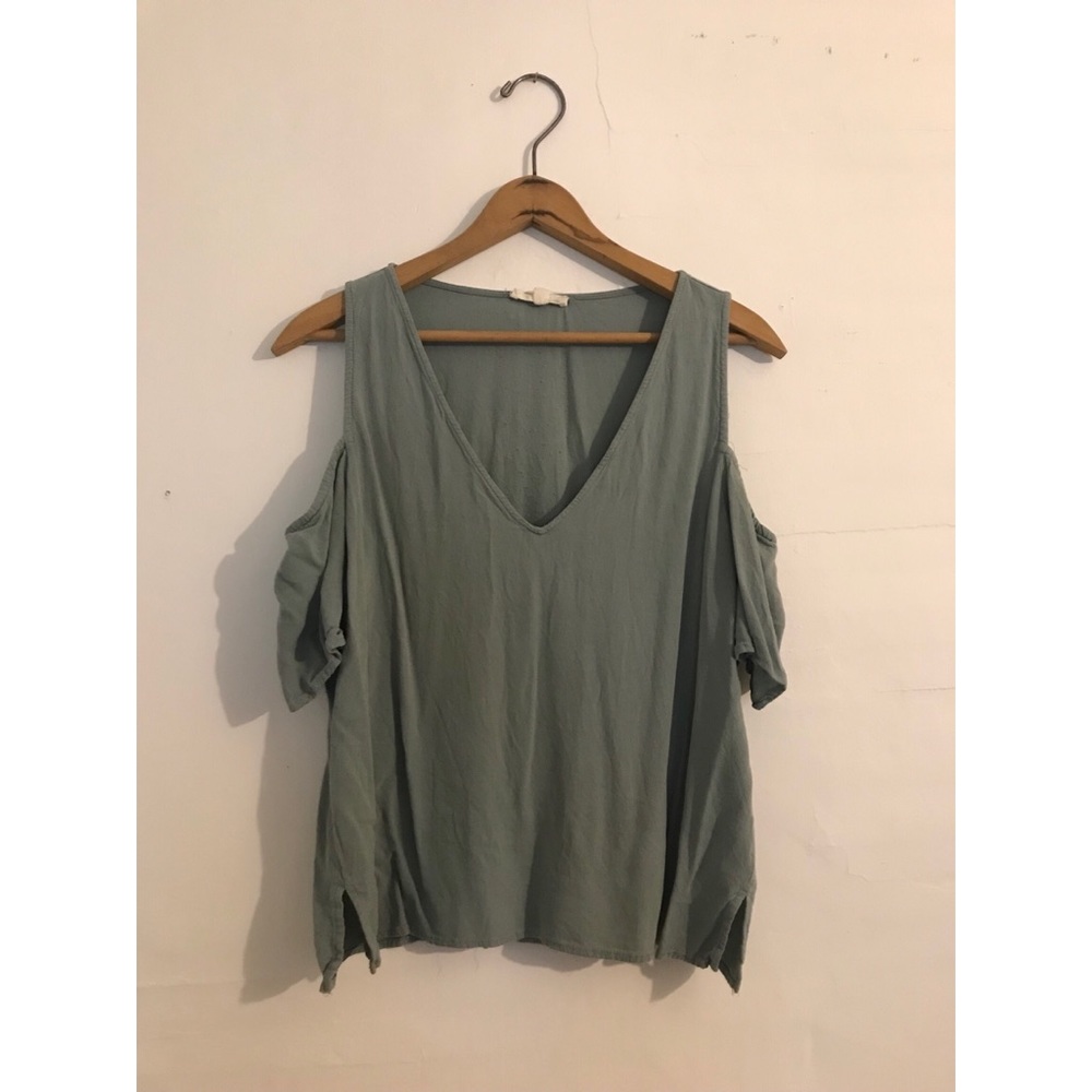 Green open sleeve top